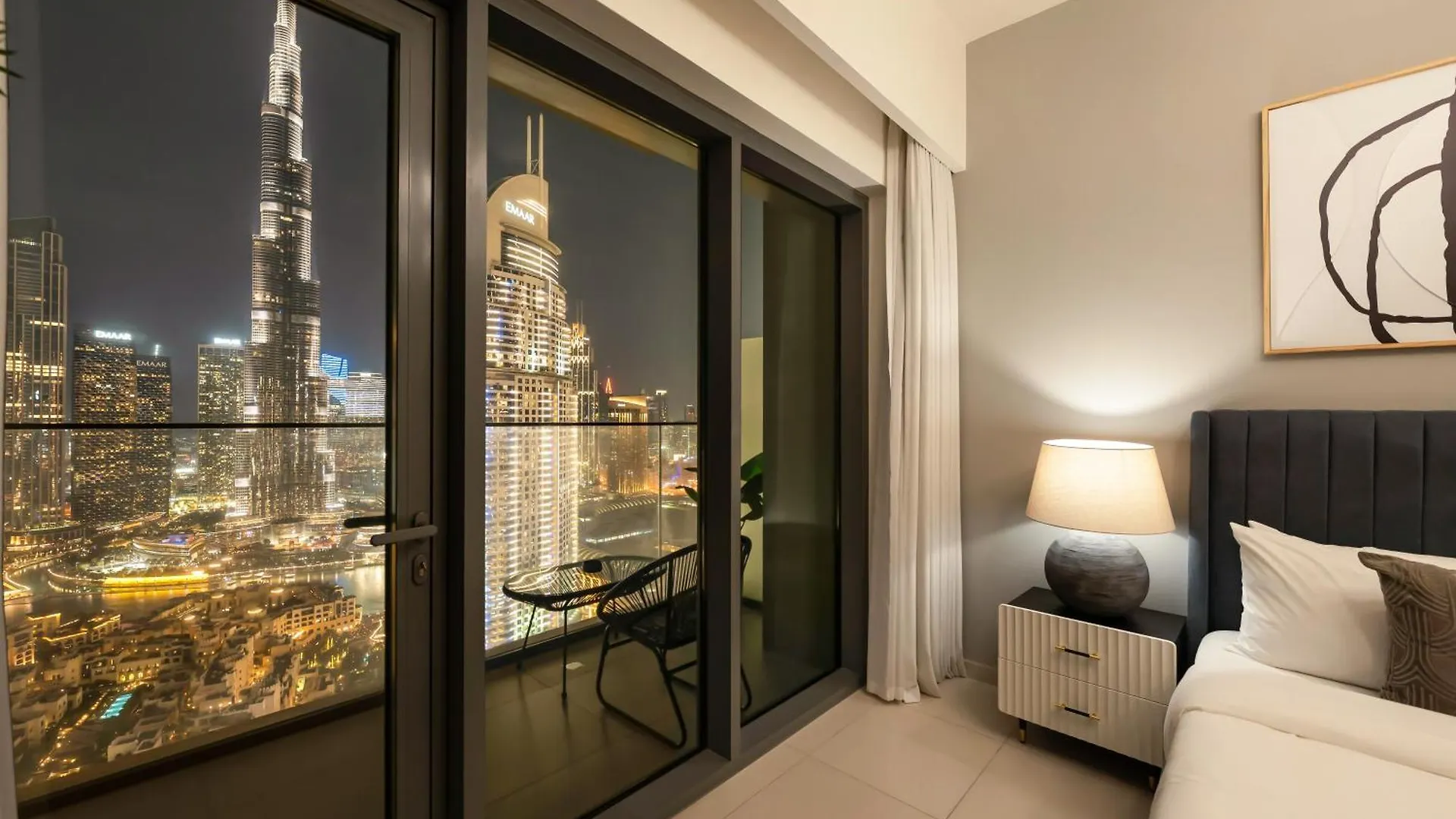Burj Royale 3 Bedroom Full Burj Khalifa Fountain View Dubaj Apartman