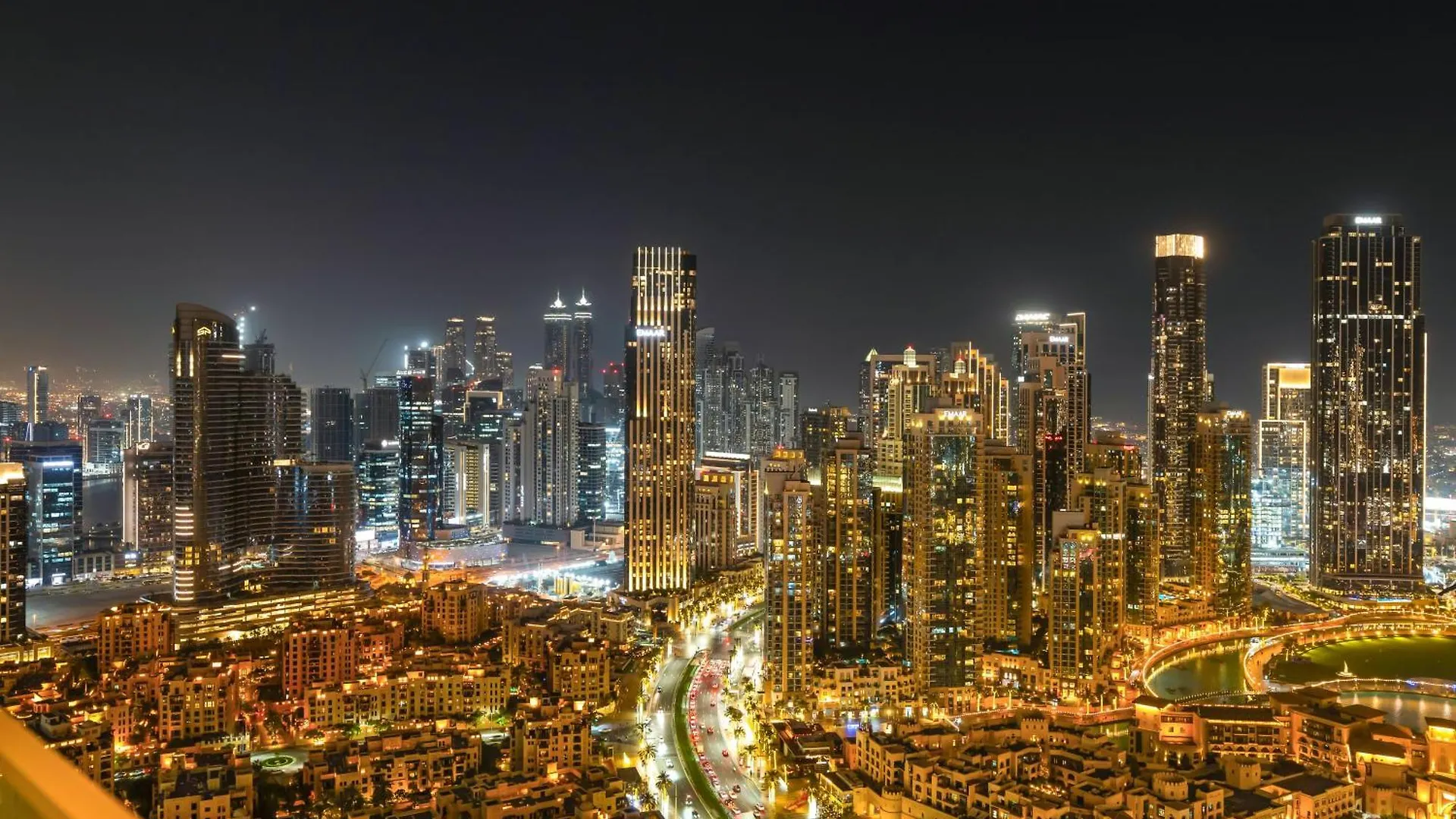 Burj Royale 3 Bedroom Full Burj Khalifa Fountain View Dubai Apartment