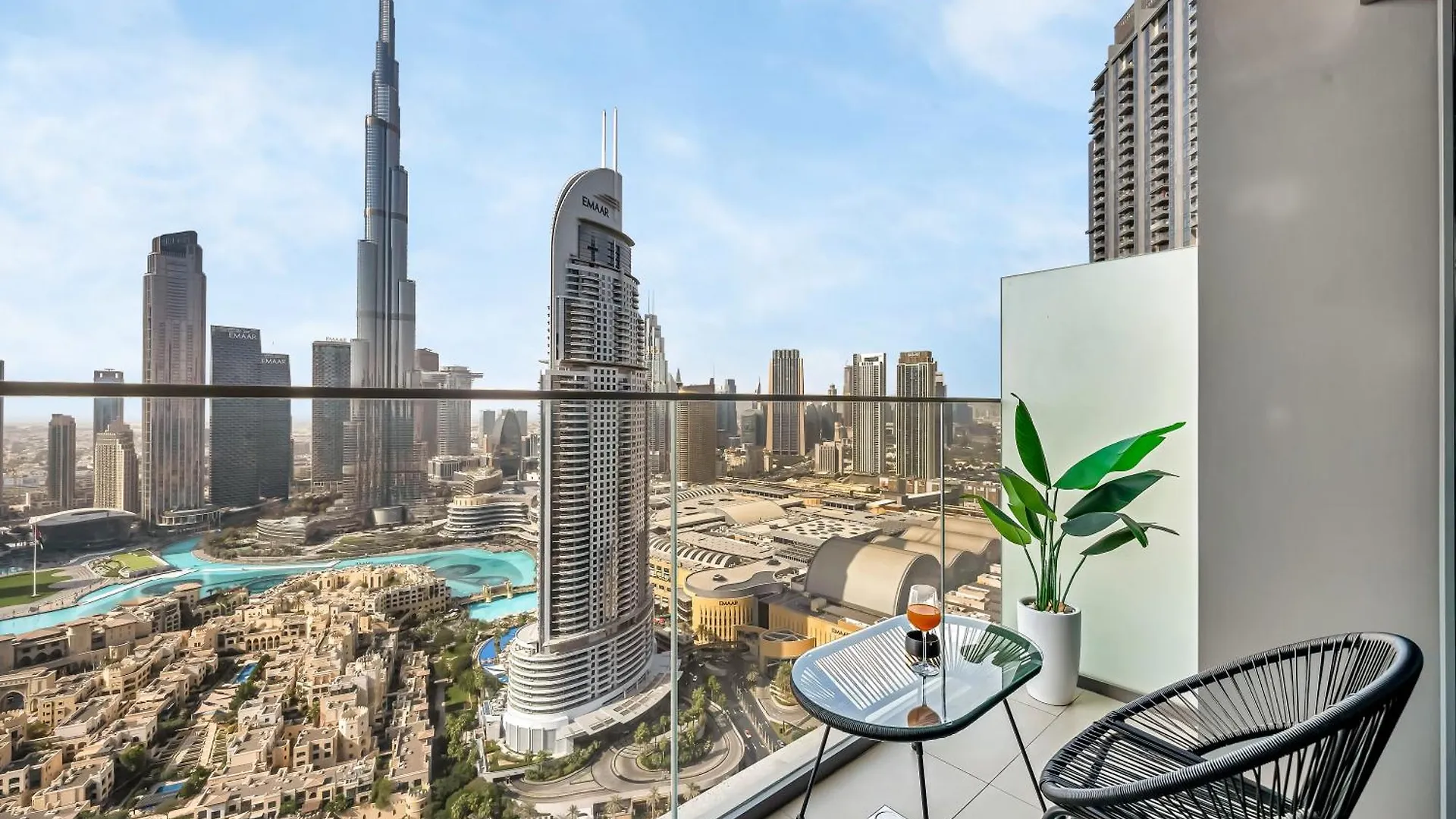 Burj Royale 3 Bedroom Full Burj Khalifa Fountain View Dubai
