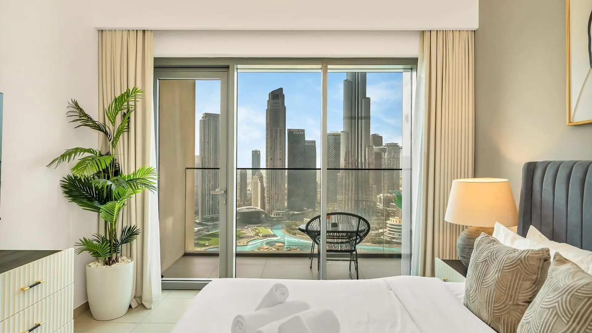 Burj Royale 3 Bedroom Full Burj Khalifa Fountain View Dubai