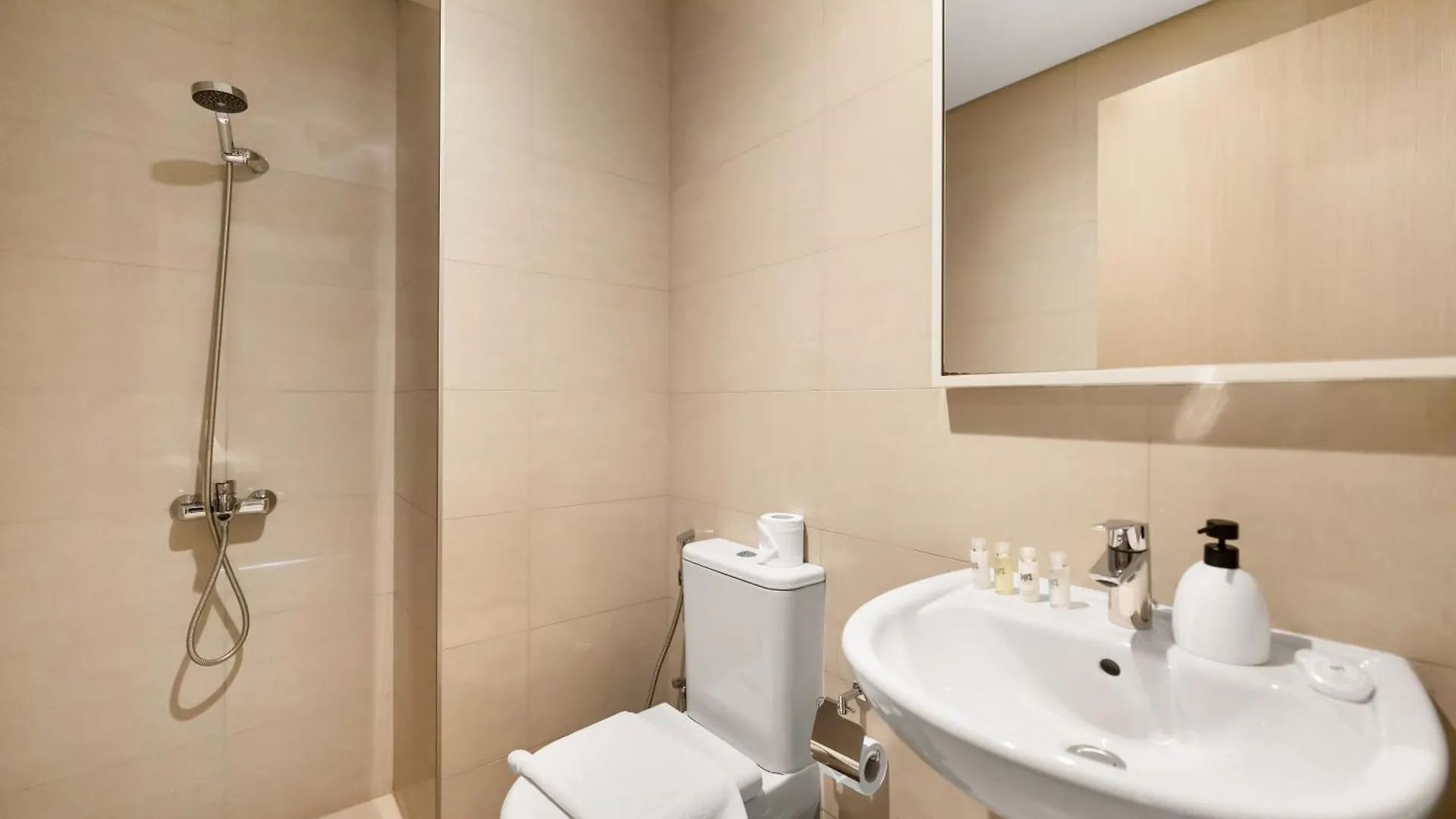 Burj Royale 3 Bedroom Full Burj Khalifa Fountain View Dubai 0*,  United Arab Emirates