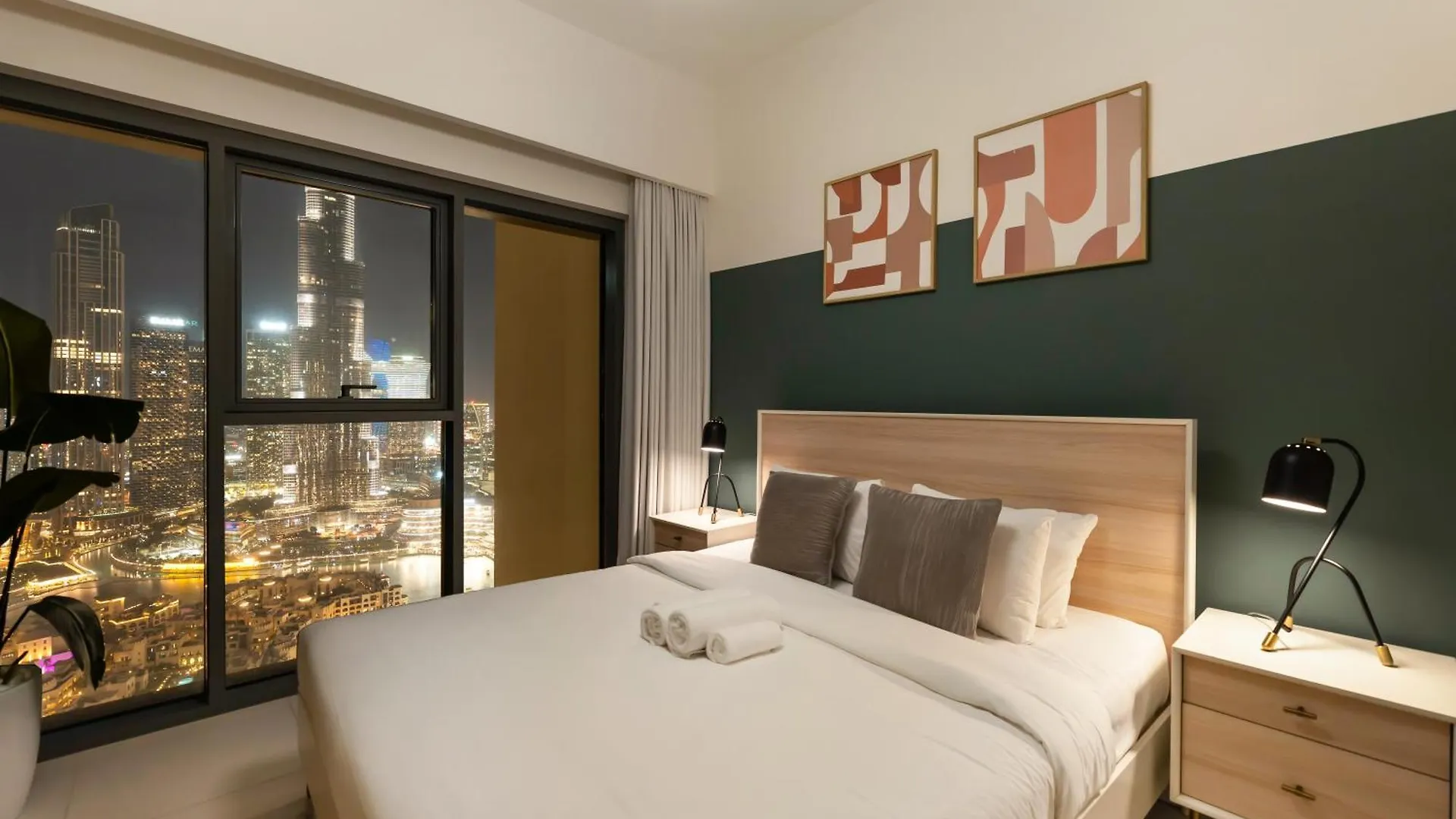 Apartment Burj Royale 3 Bedroom Full Burj Khalifa Fountain View Dubai United Arab Emirates