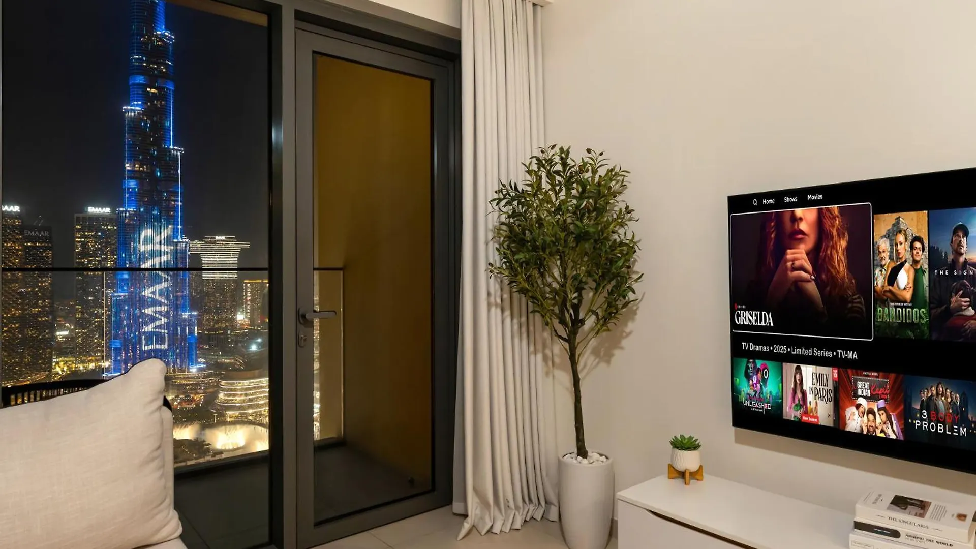Burj Royale 3 Bedroom Full Burj Khalifa Fountain View Dubai 0*,  United Arab Emirates